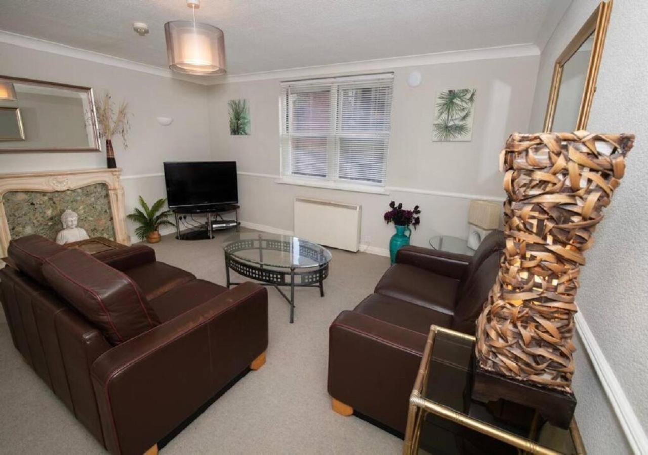 סקארבורו Cormorant - Beautiful 2 Bed Apartment With Sea Views Old Town מראה חיצוני תמונה